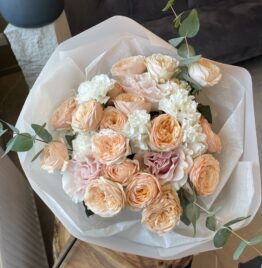 букет №3 с пионовидными розами